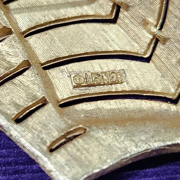 Lisner Brooch Feathers Palm Leaf Tropical Gold Tone 2" Vintage - Picture 4 of 8